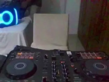 Cam4 Live Porn of tesudoblack85