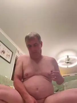 Cam4 Free Live Porn of Marcusbucknell