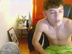Cam4 Free Live Porn of Ryan_grayx