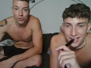 Cam4 Adult Webcam of OnlyMikMat_fans