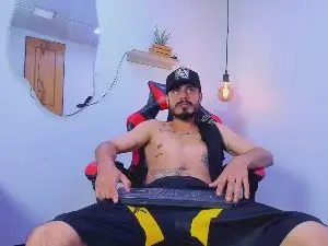 Cam4 Live Sex Cam of MathewCullem
