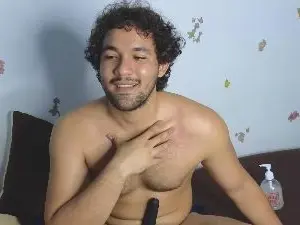 Cam4 Adult Webcam of FreyrStyle