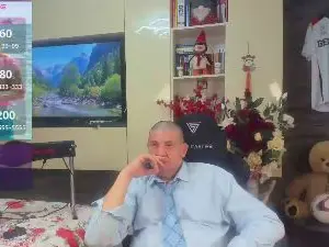 Cam4 Nude Webcam of CRISSETAN