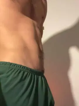 Cam4 Live Porn of Reedtwink