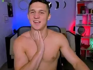 Camsoda Adult Webcam of emmanuel-shine