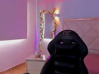 Camsoda Adult Video Chat of damian-tay