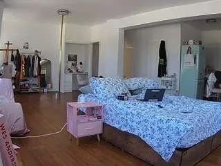 Camsoda Adult Webcams of voyeurcam-celticiron-02