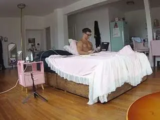 Camsoda Free Live Porn of voyeurcam-celticiron-02