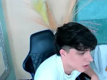 Chaturbate Sex Cam of lucasopry