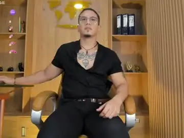 Chaturbate Free Live Porn of joshmiller___