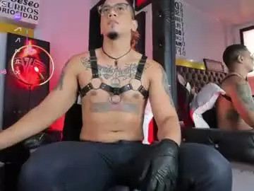 Chaturbate Live Porn of joshmiller___