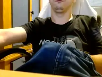 Chaturbate Nude Webcam of cuteboy090