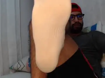 Chaturbate Nude Webcam of adrian_falcon