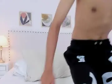 Chaturbate Best live sex cam show of lian_23_