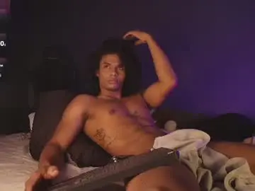 Chaturbate Live Sex Cam of lucas_eevans07