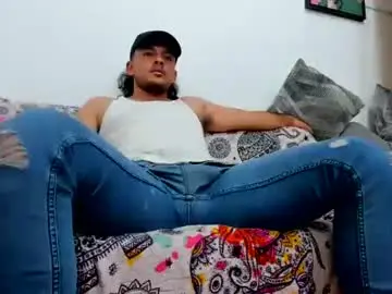 Chaturbate Watch Live Sex Cams of favid95