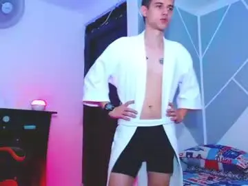 Chaturbate Nude Webcam of adam_hot11