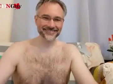 Chaturbate Free Live Porn of fluffycdnguy