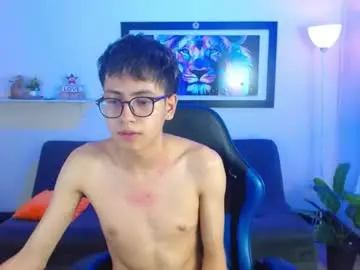 Chaturbate Adult Video Chat of alexcum_18