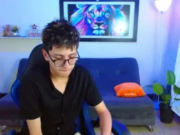 Chaturbate Adult Webcams of alexcum_18