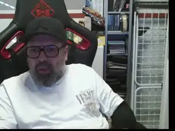 Chaturbate Best live sex cam show of womenizzeer
