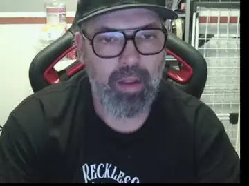 Chaturbate Live Sex Cam of womenizzeer