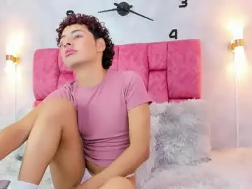 Chaturbate Sex Chat of adhara_smith_