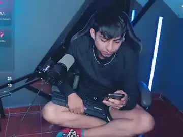 Chaturbate Live Porn of mralpha_latino