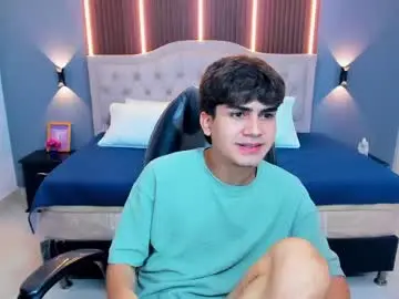 Chaturbate Live Sex of tommy18__