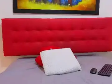 Chaturbate Live Porn of noahwalker__