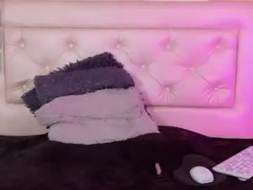 Chaturbate Nude Webcam of kim_adrien