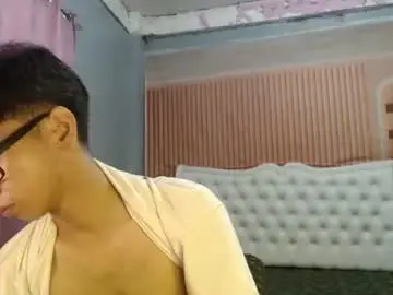 Chaturbate Best live sex cam show of nerdy_nate