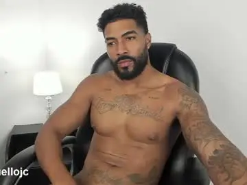 Chaturbate Watch Live Sex Cams of xtipp3r