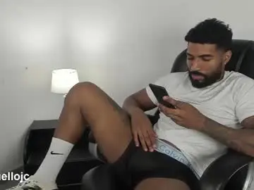 Chaturbate Best live sex cam show of xtipp3r