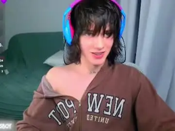Chaturbate Live Sex Cam of leonkissboy