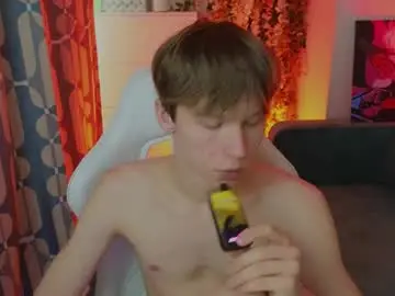 Chaturbate Best live sex cam show of cumte_boy