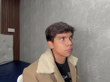 Chaturbate Live Porn of thiago_kozak