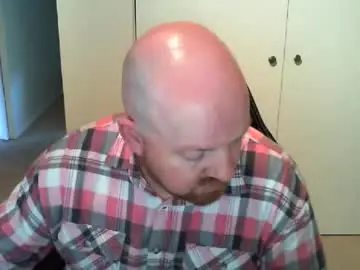 Chaturbate Live Sex Cam of kiwiben45