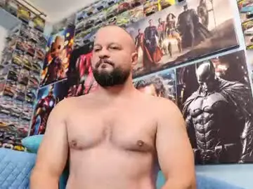 Chaturbate Adult Webcam of muscular_bear