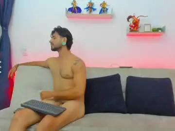 Chaturbate Adult Video Chat of straight__friends