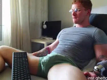 Chaturbate Watch Live Sex Cams of chris_boy37