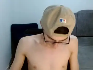 Chaturbate Live Sex Cam of stiv_grant
