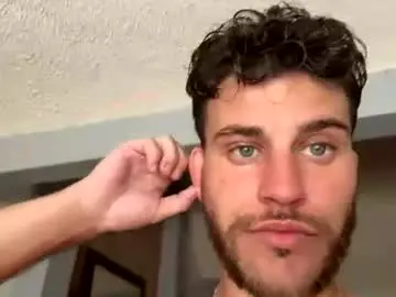 Chaturbate Free Live Porn of wentbrokeonstrippers