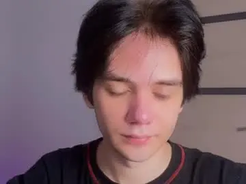 Chaturbate Free Porn Cam of zombde32
