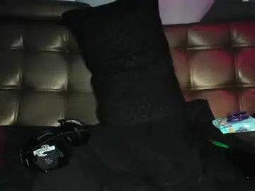 Chaturbate Free Porn Cam of jhonny_ackerman
