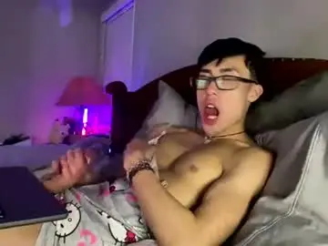 Chaturbate Live Sex of hottiewithabody101