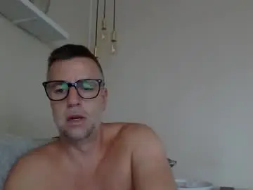 Chaturbate Best live sex cam show of bobberman78