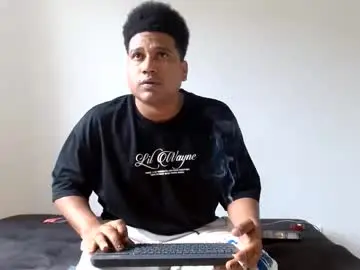 Chaturbate Free Porn Cam of giant_feet