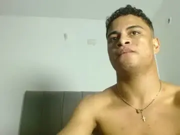 Chaturbate Best live sex cam show of jose_and_daniel
