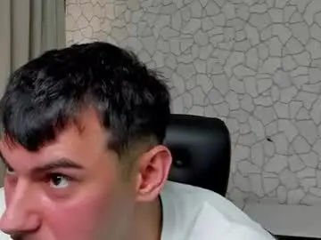 Chaturbate Nude Webcam of clintmasterss